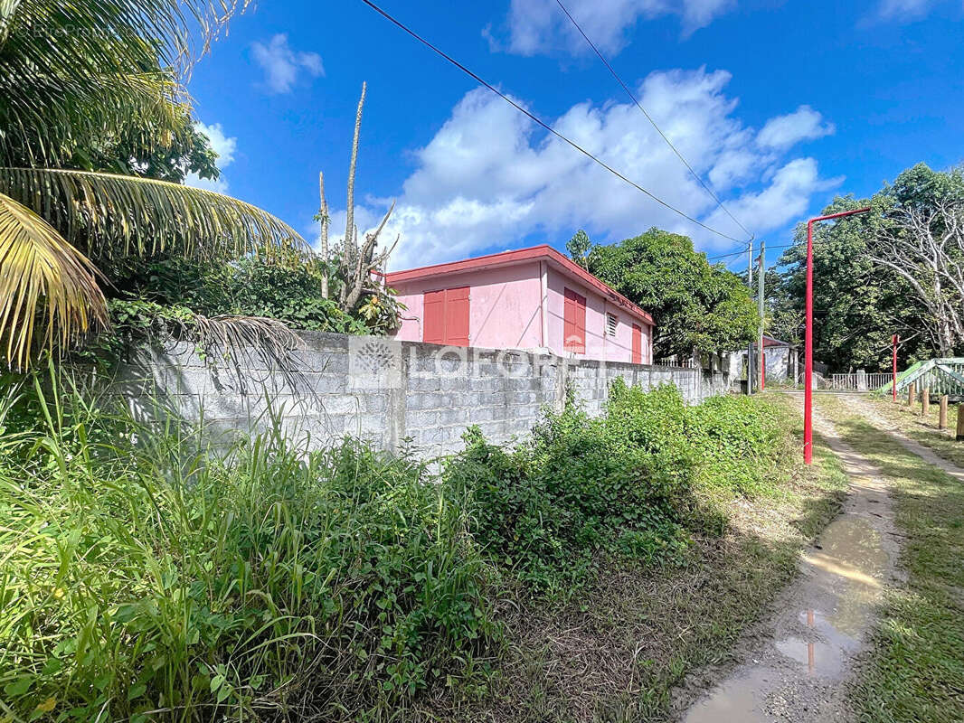 Maison Morne A L Eau 3 pièce(s) 57 m2 avec un local de 200 m² - photo 4