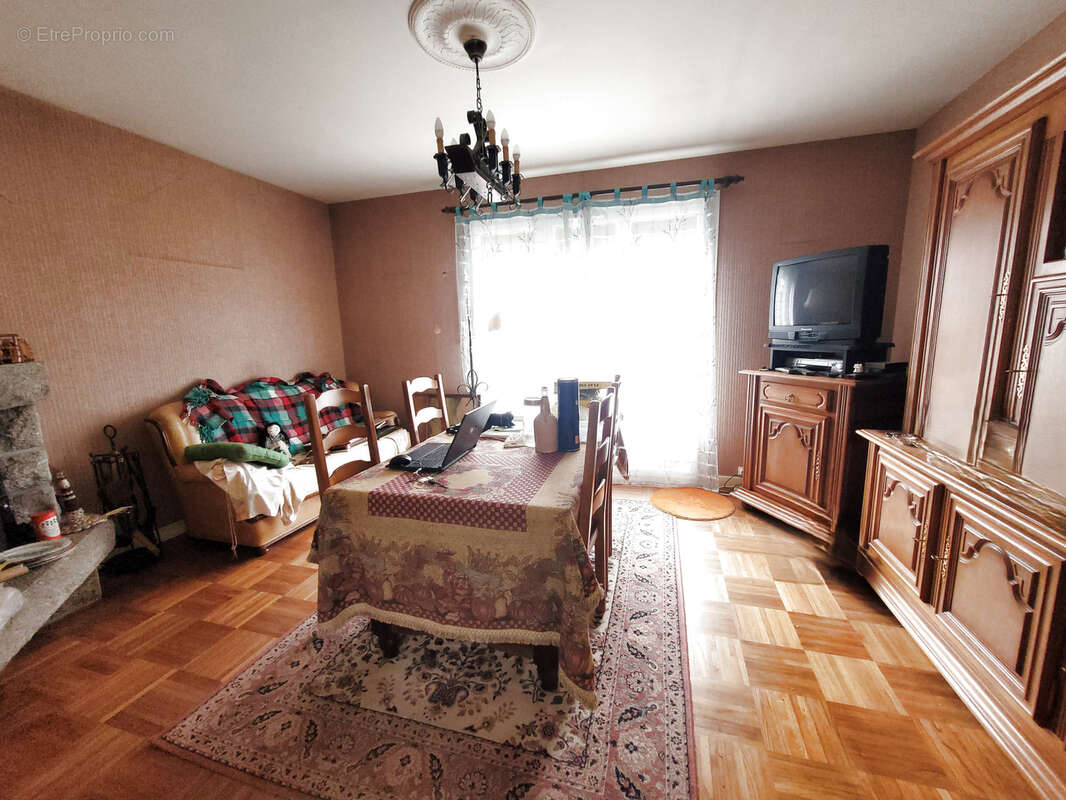 Maison à LANVOLLON