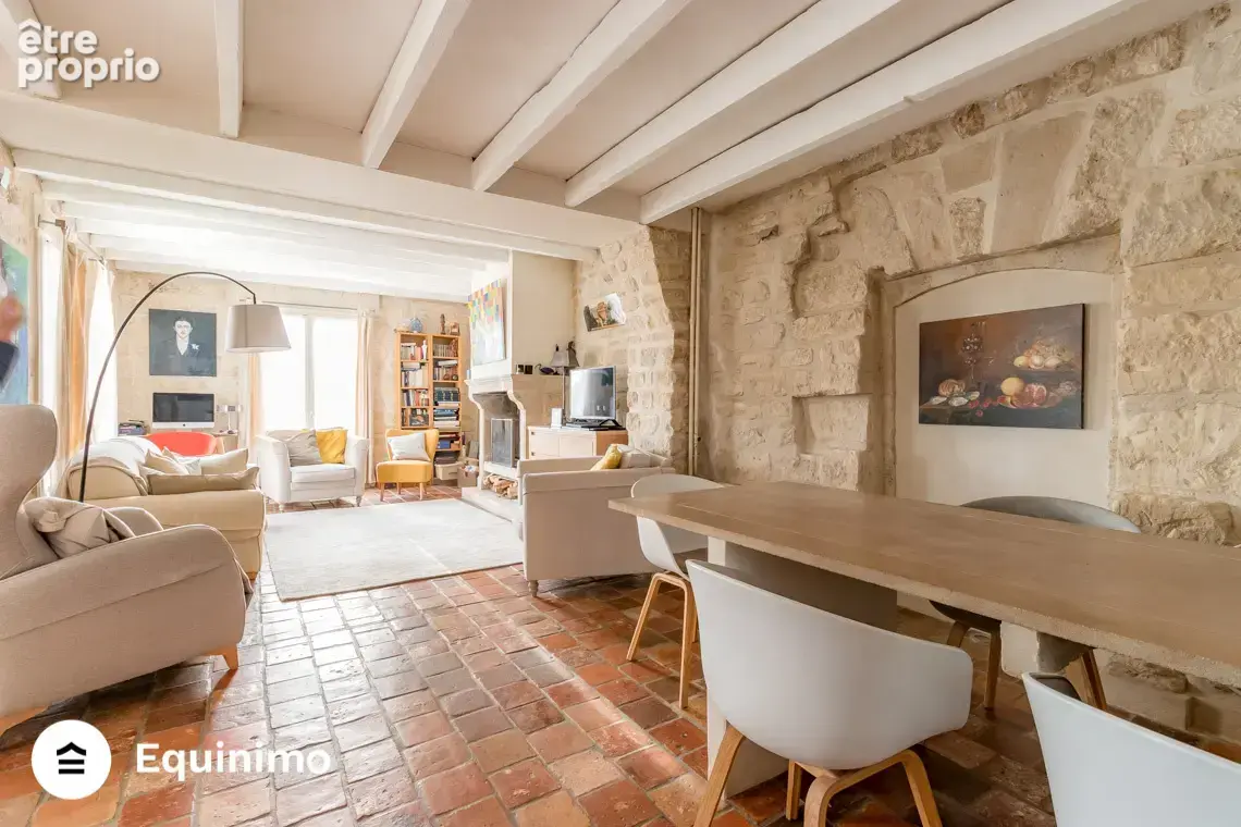 Rue Victor Hugo - Maison familiale de 6 pièces, 4 chambres, proche des commerces et écoles, en très bon état a - photo 4
