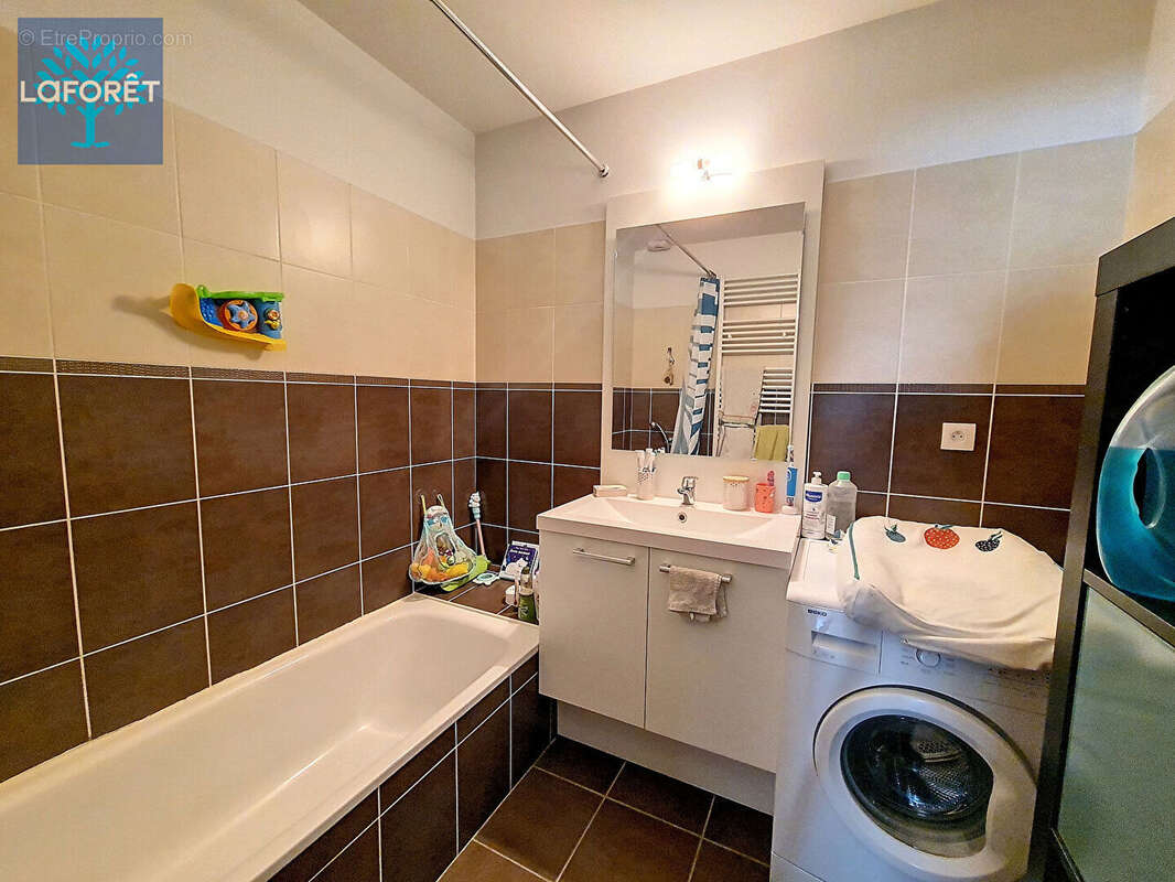 Appartement à BRIGNAIS