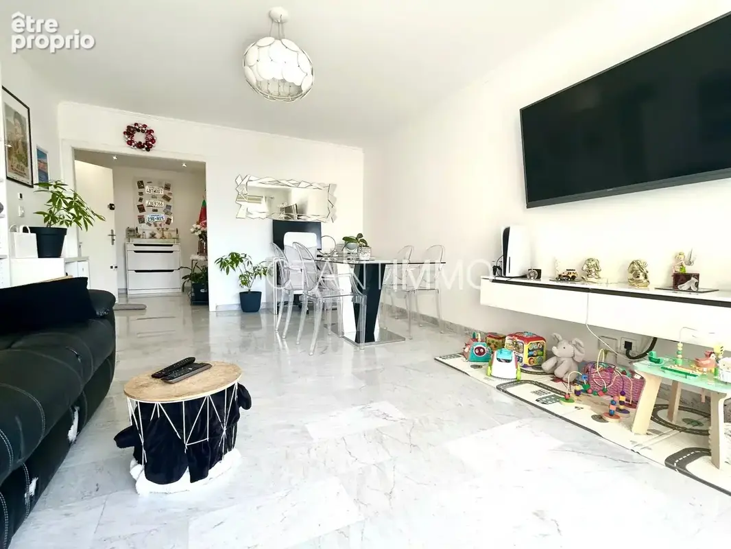 CAGNES SUR MER VAL FLEURI - 2 P traversant rénové - 320.000 € - photo 7