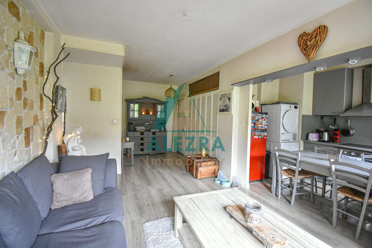 Appartement à LA CELLE-SAINT-CLOUD