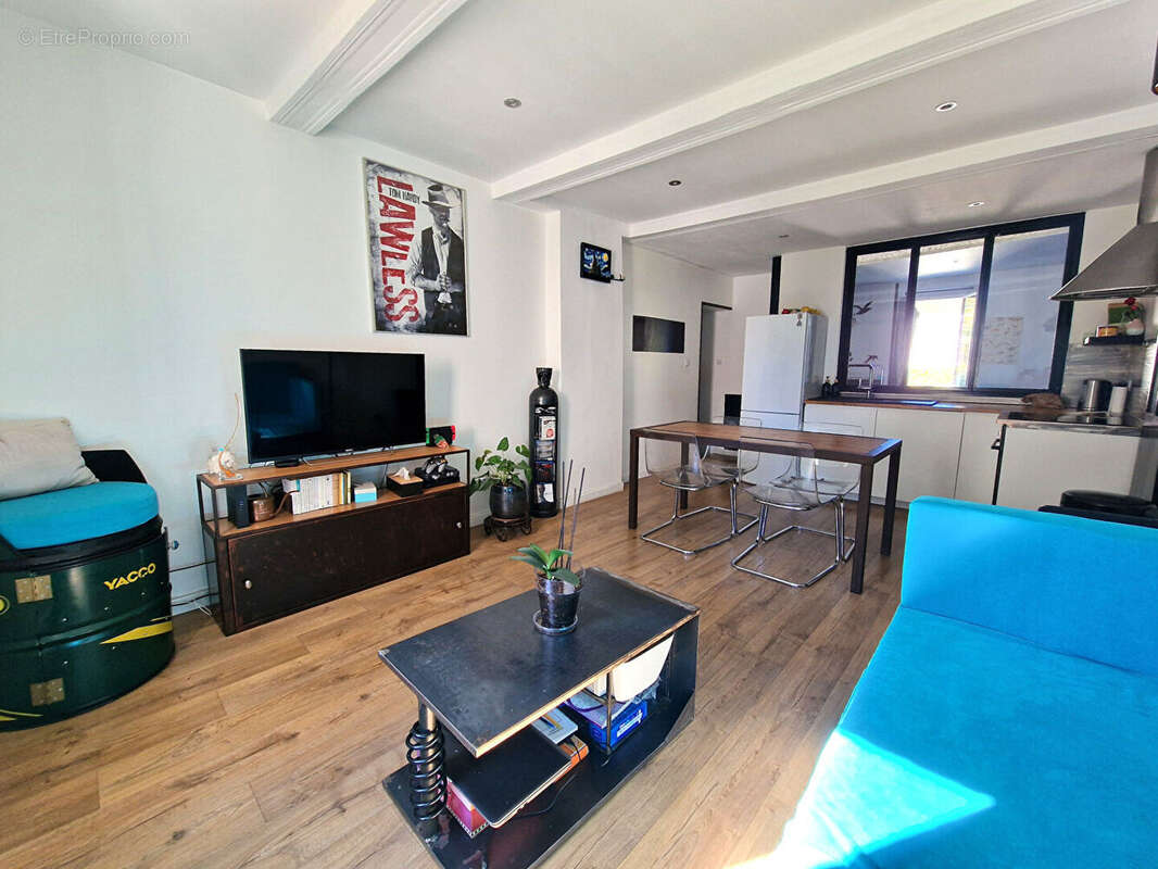 Appartement à MARSEILLE-12E