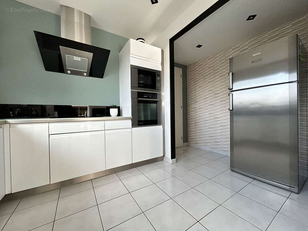 Maison à SAINT-PAVACE