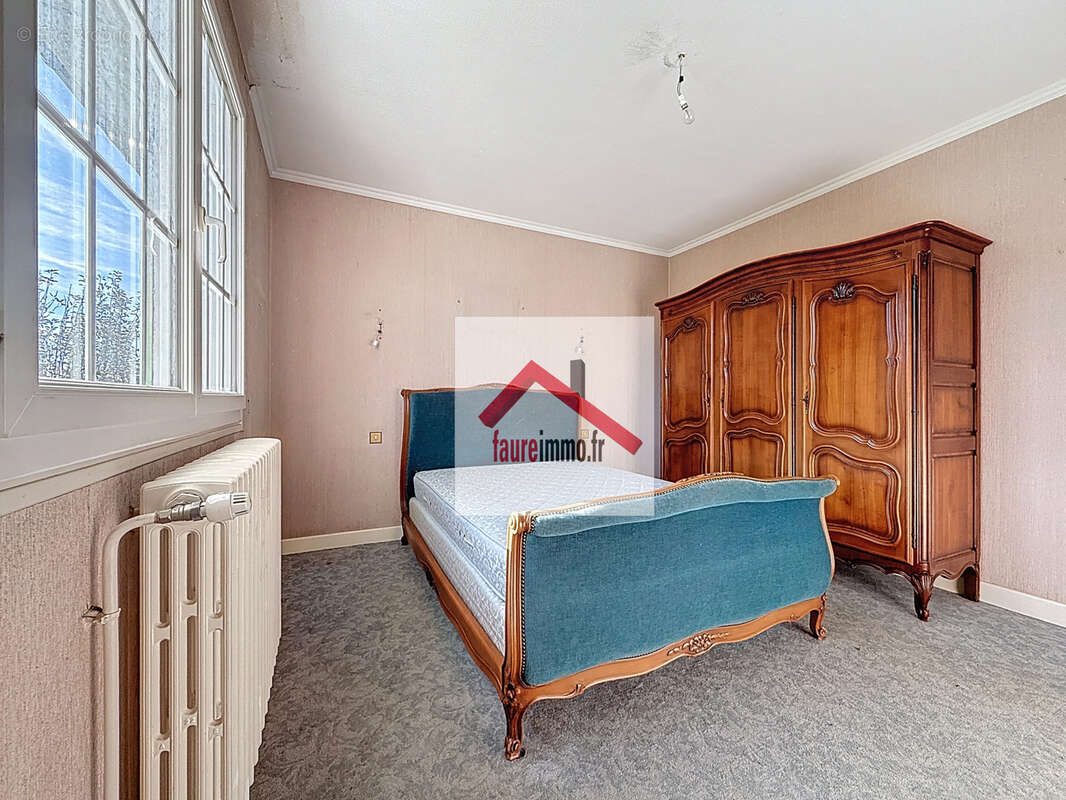 Maison à SAINT-VIANCE