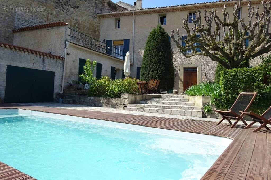 Maison à MORMOIRON