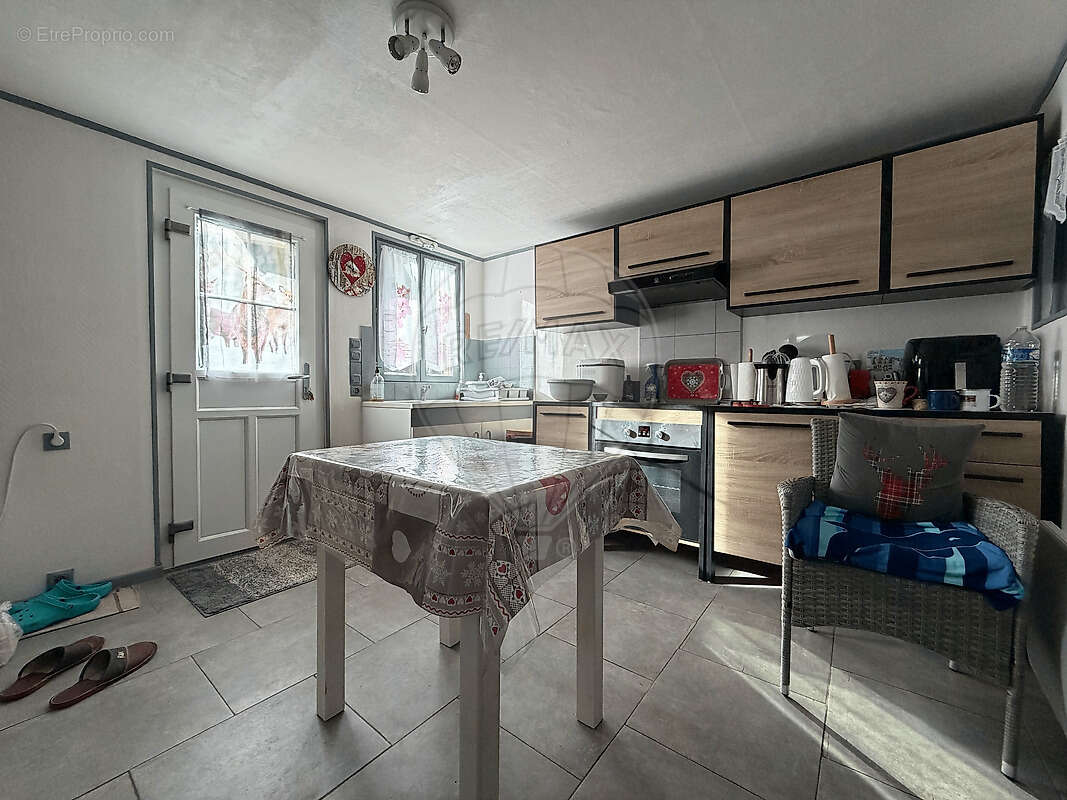 Maison à BILLY-CHEVANNES