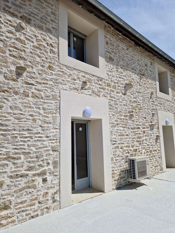 Maison à SAINTE-MARIE-LA-BLANCHE