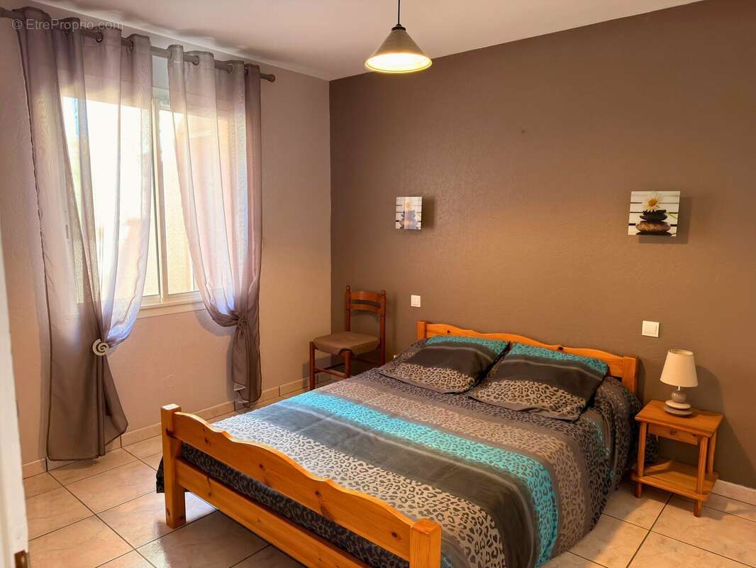 Maison à VILLENEUVE-DE-LA-RAHO