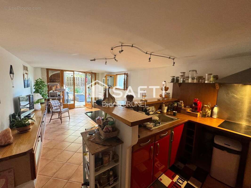 Photo 9 - Maison à LA TOUR-D'AIGUES