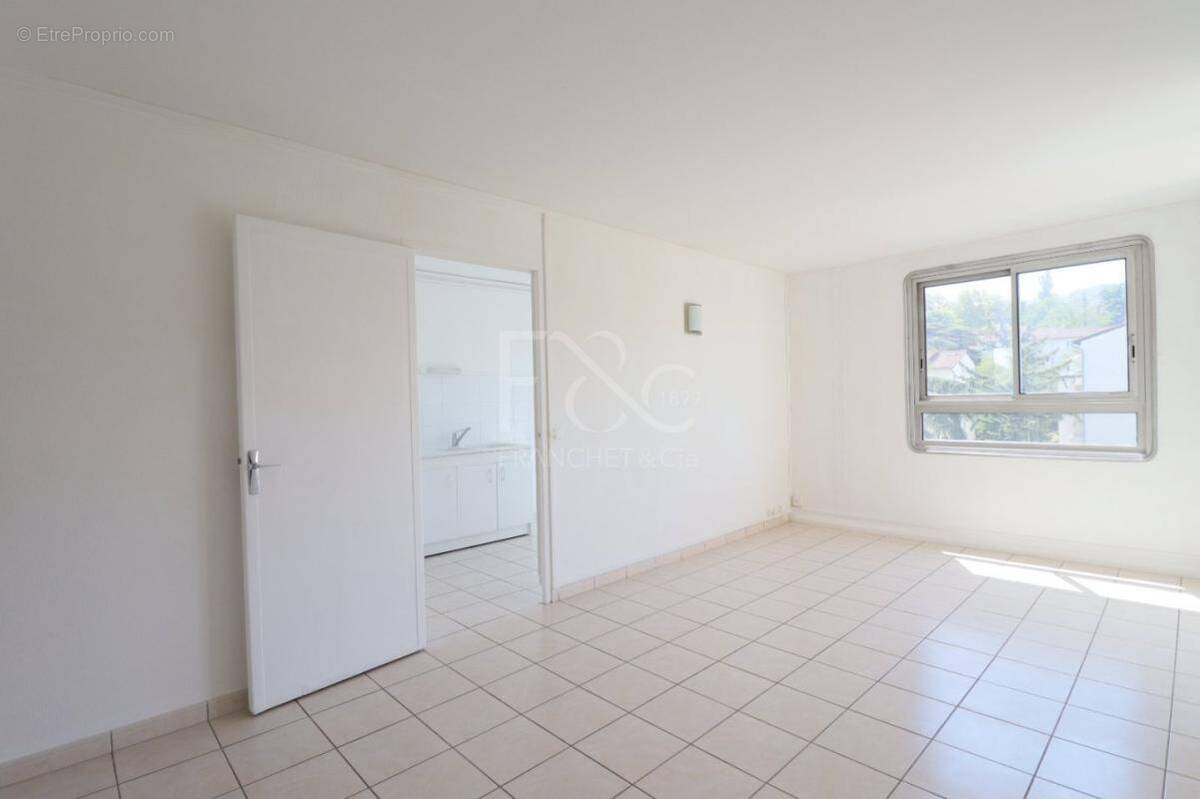 Appartement à LYON-5E