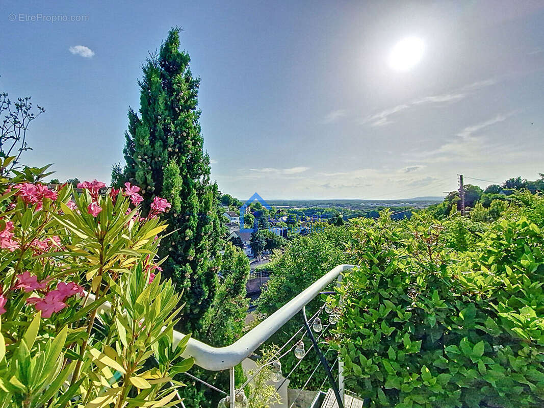 Maison à LA FRETTE-SUR-SEINE