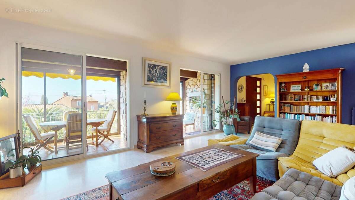 Photo 9 - Maison à CARQUEIRANNE