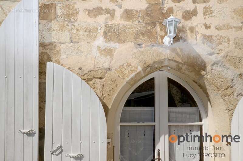 Maison à NANTEUIL-EN-VALLEE