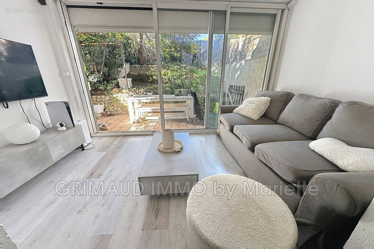 Appartement à GASSIN