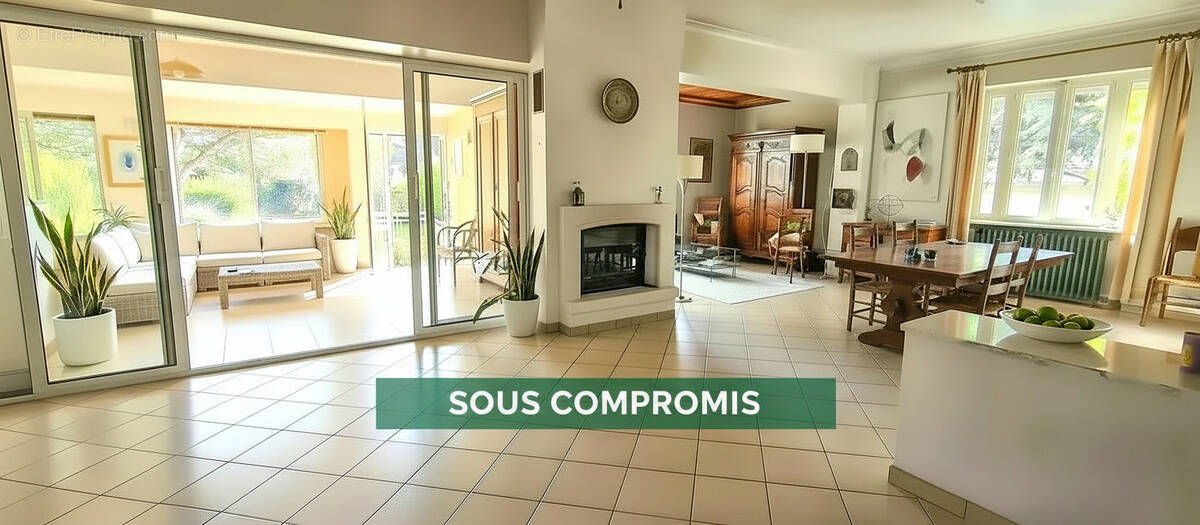 Maison à BOURGOIN-JALLIEU