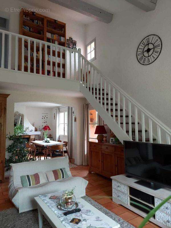 Maison à RESTINCLIERES