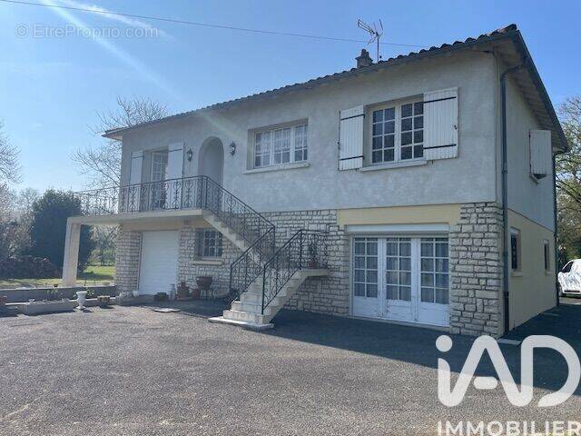 Photo 1 - Maison à AULNAY