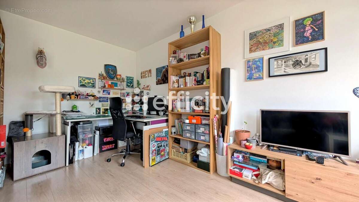 Appartement à TORCY