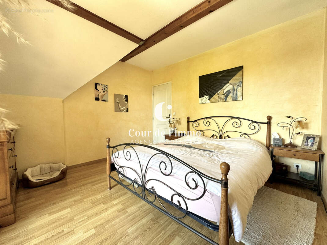 Maison à BONNE