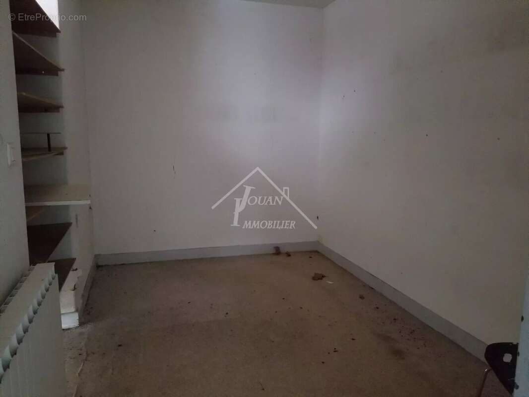 Maison à COSNE-D&#039;ALLIER