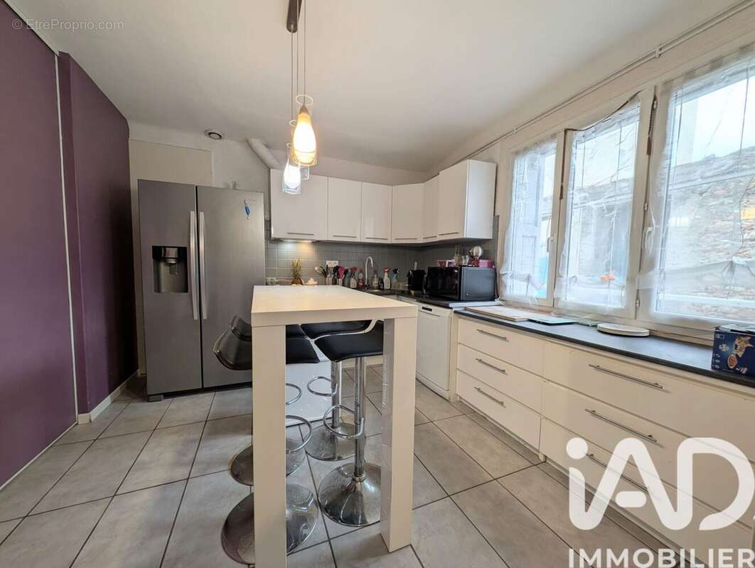 Photo 2 - Maison à SAINT-ESTEVE