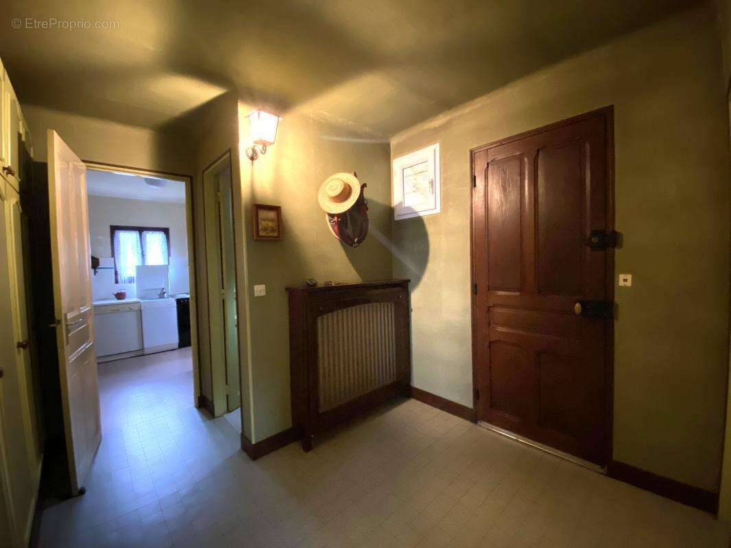 Maison à ROSNY-SUR-SEINE