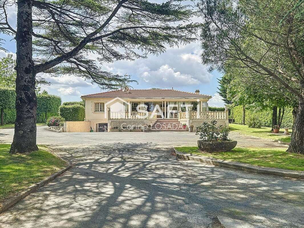 Photo 9 - Maison à LES MAGNILS-REIGNIERS