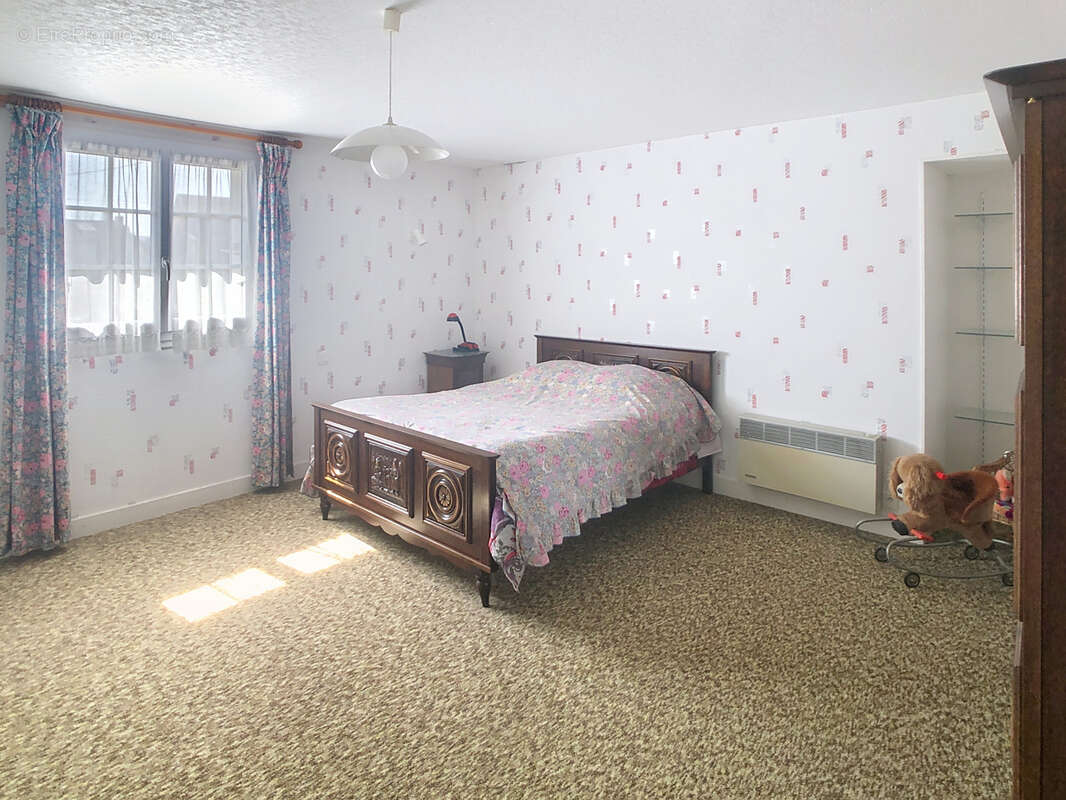 Maison à MUNEVILLE-LE-BINGARD