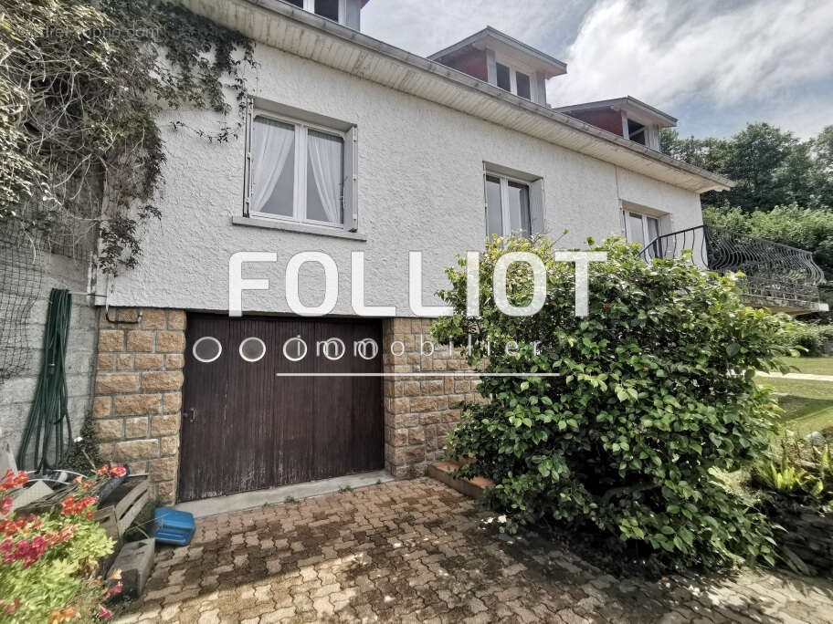 Maison à JULLOUVILLE