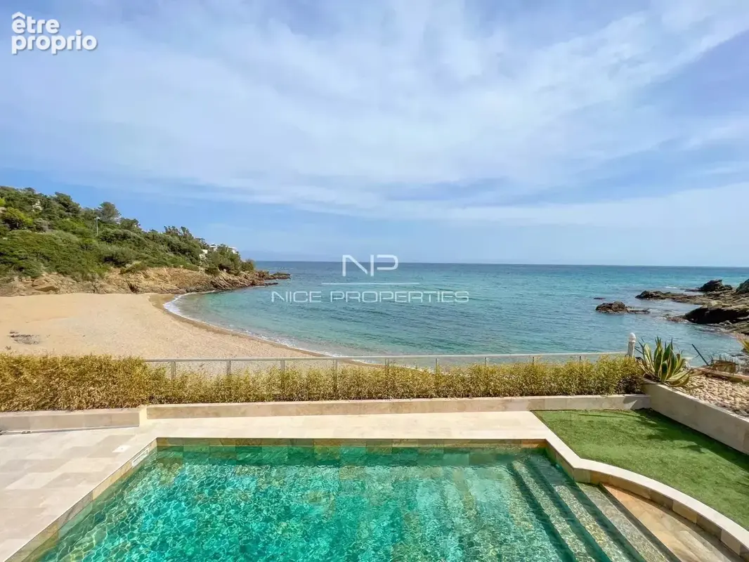 Jolie villa pieds dans l'eau - photo 17