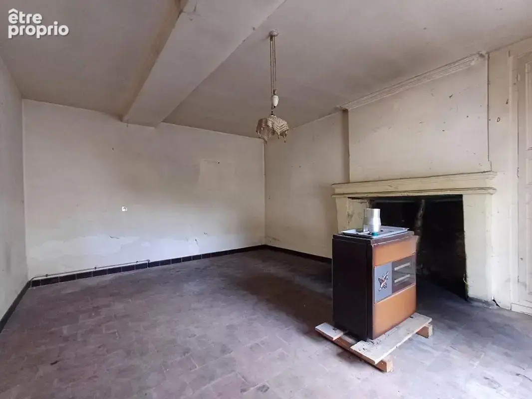 Maison de Bourg à rénover - VERNOIL LE FOURRIER (49390) - photo 5