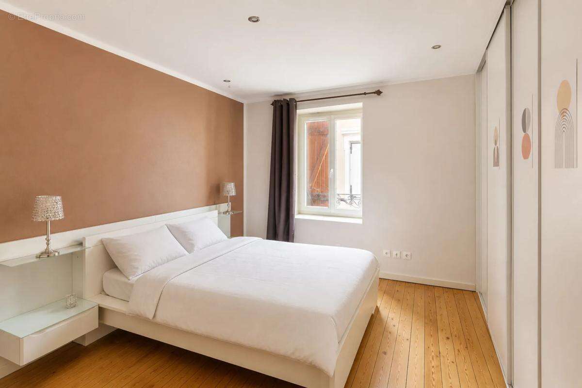 Maison familiale de 7 pièces située à Feyzin - photo 10