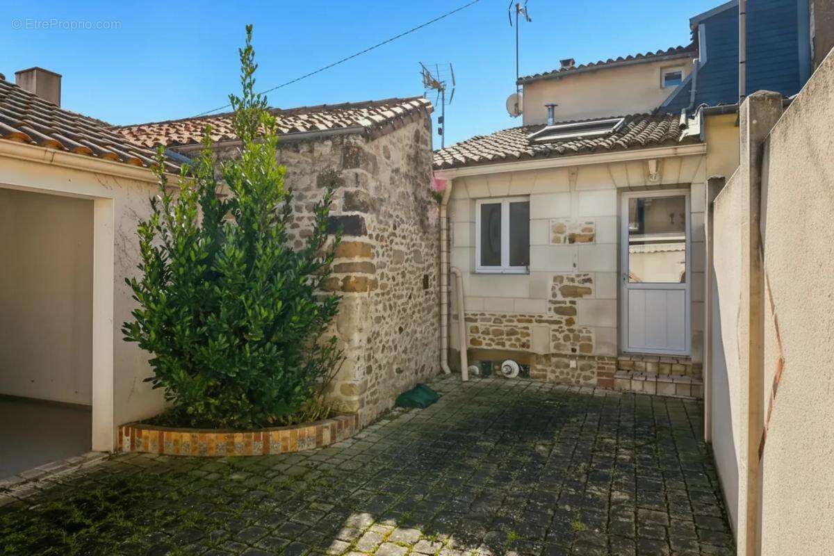 Maison à THOUARS