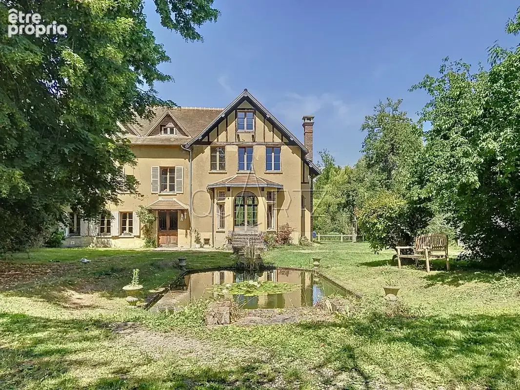 Photo Maison à Anet au prix de 472 500€