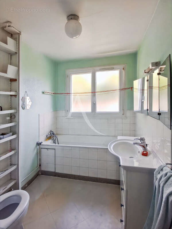 Appartement à SURESNES