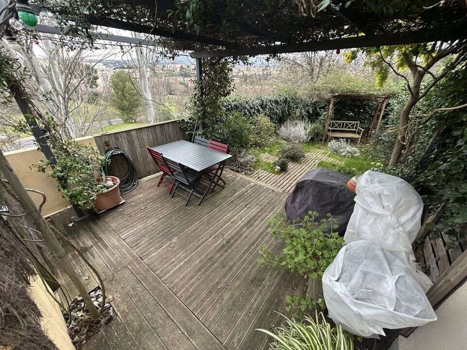 t4 - haut bois - 13013 - jardin- box - garage - terrasse - clim - Appartement à MARSEILLE-13E