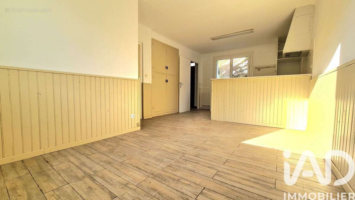 Photo 3 - Maison à LATOUR-DE-FRANCE