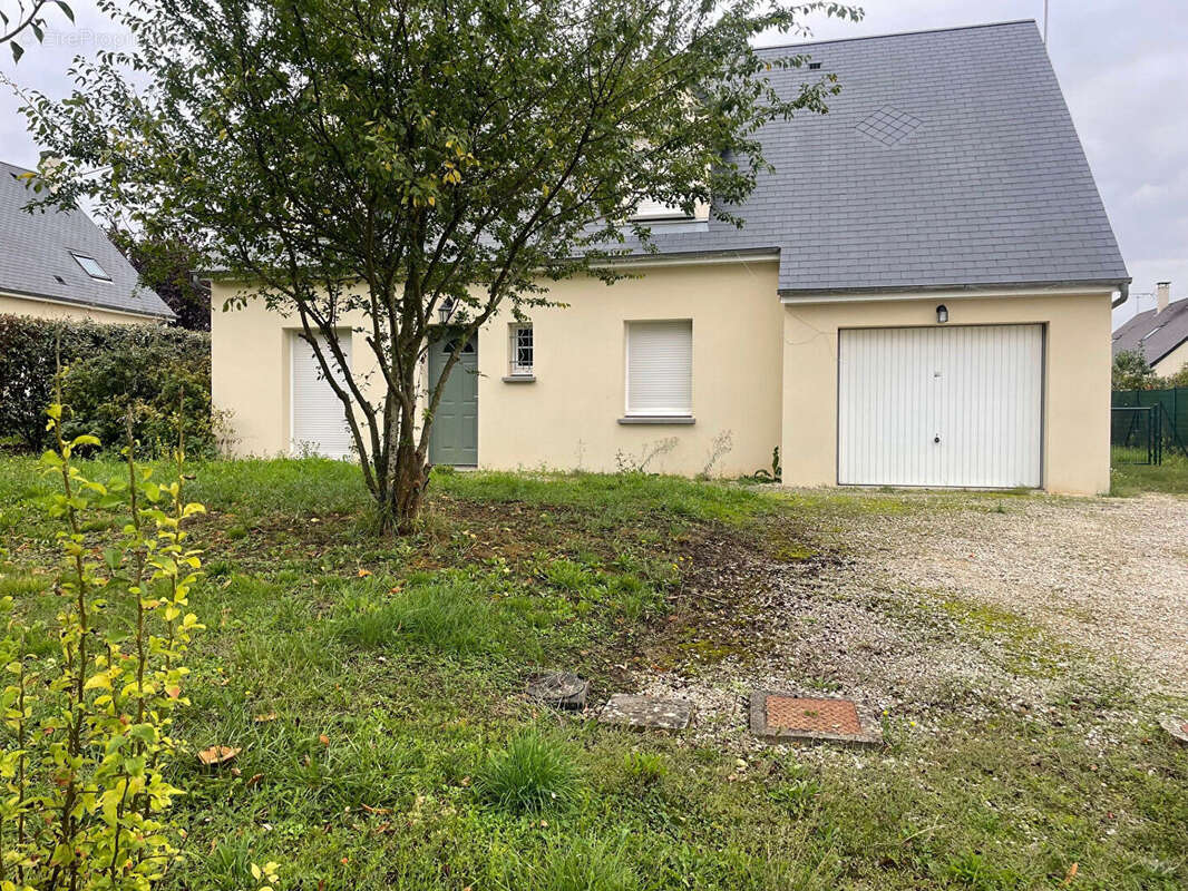 Maison à NOTRE-DAME-D&#039;OE