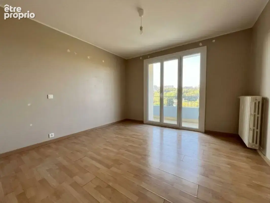 Appartement T3 dernier étage, traversant avec vue imprenable - photo 6