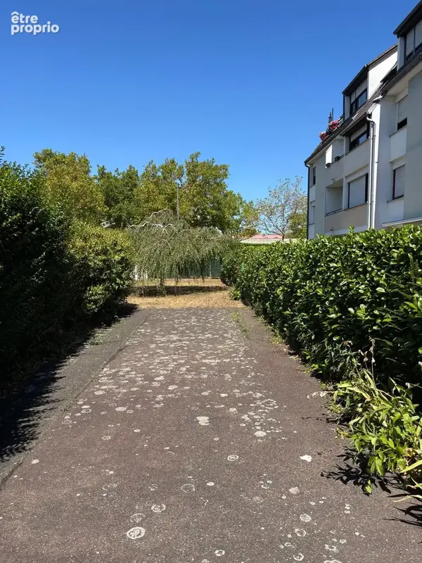 Appartement t2 rénové avec balcon, garage et grenier   colmar - photo 8