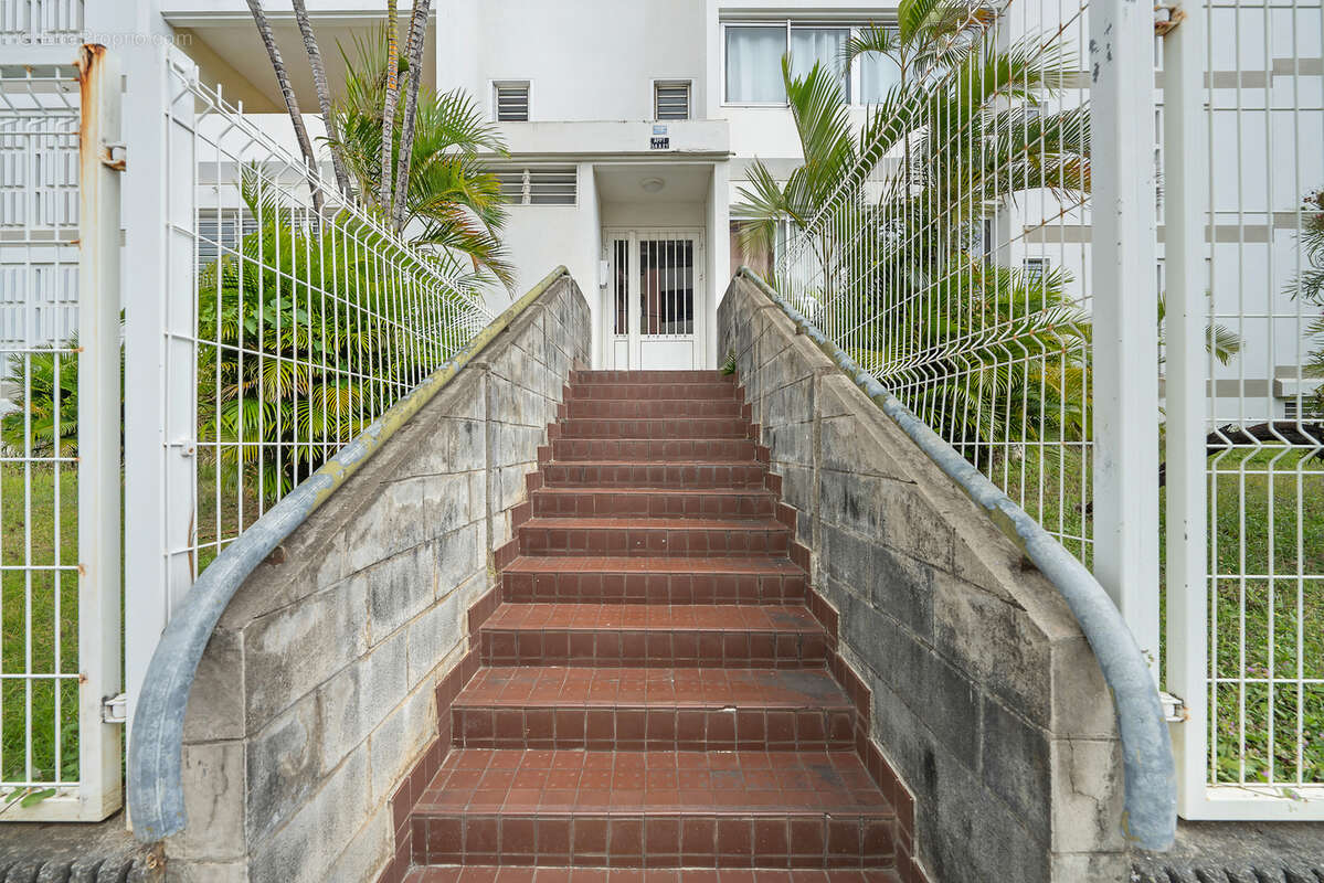 Appartement à SAINT-DENIS
