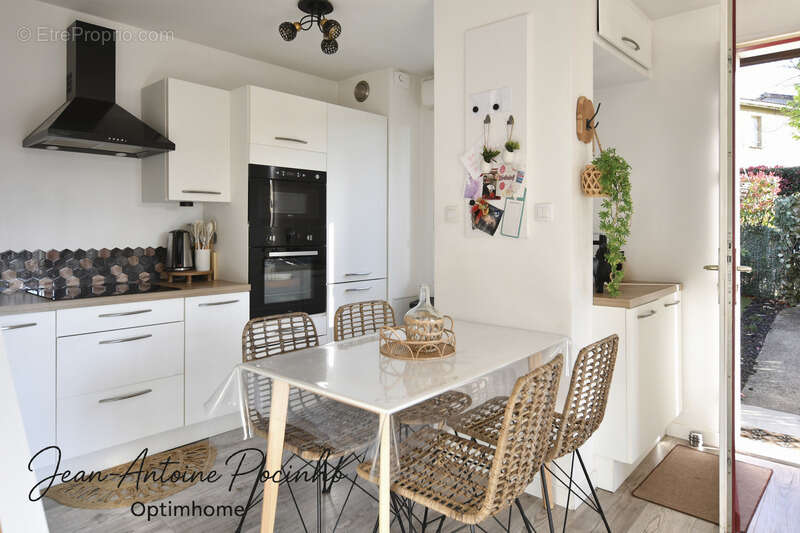 Appartement à SAINT-LYS