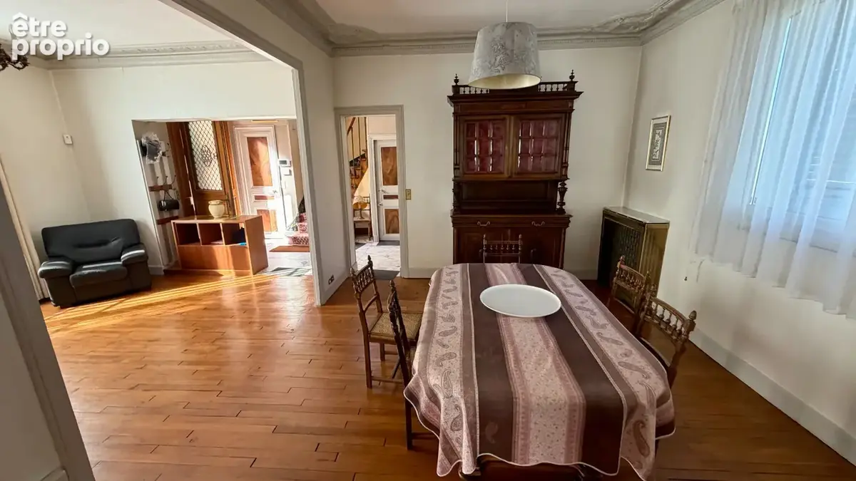 A VENDRE Maison Deul La Barre 10 pièce(s) 237 m² - photo 3