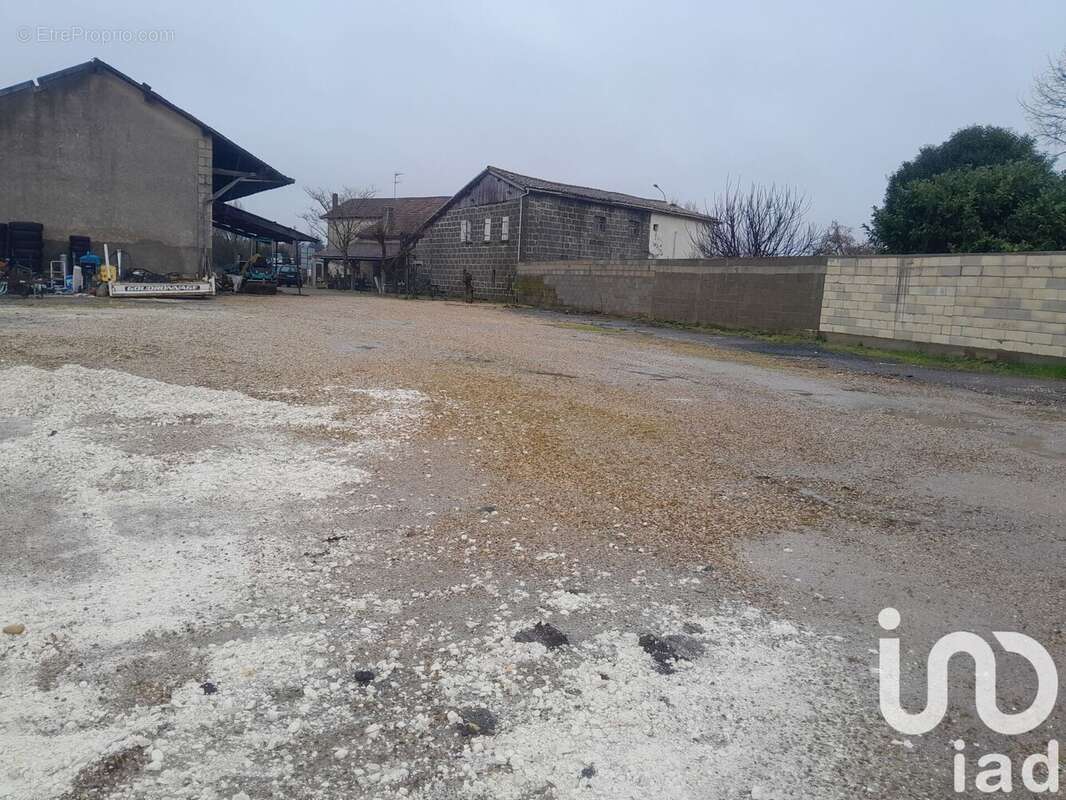 Photo 6 - Appartement à LES EGLISOTTES-ET-CHALAURES