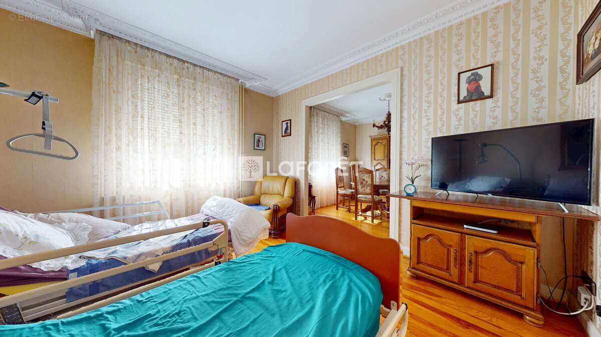 Maison pleine de charme à Schiltigheim, (env. 120 m² au sol) sur 3,71 ares - photo 10