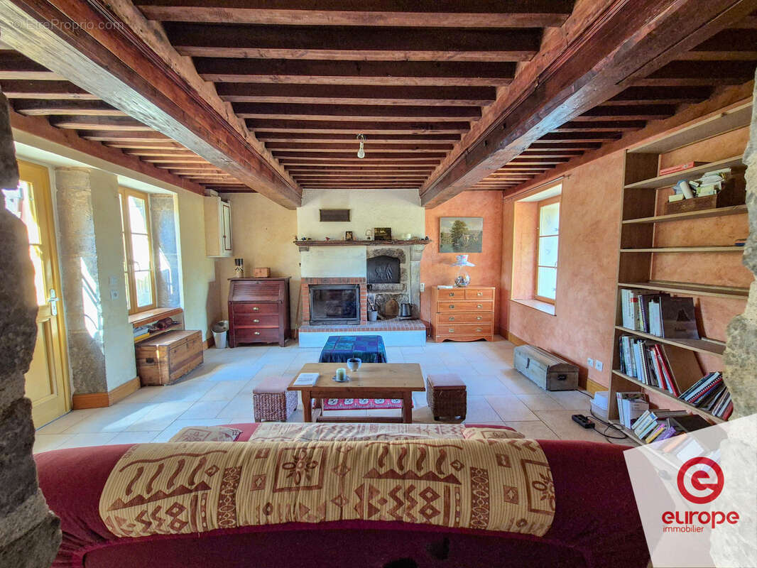 Maison 4 pièces de 105m2 avec jardin et dépendances au porte du Morvan - photo 12