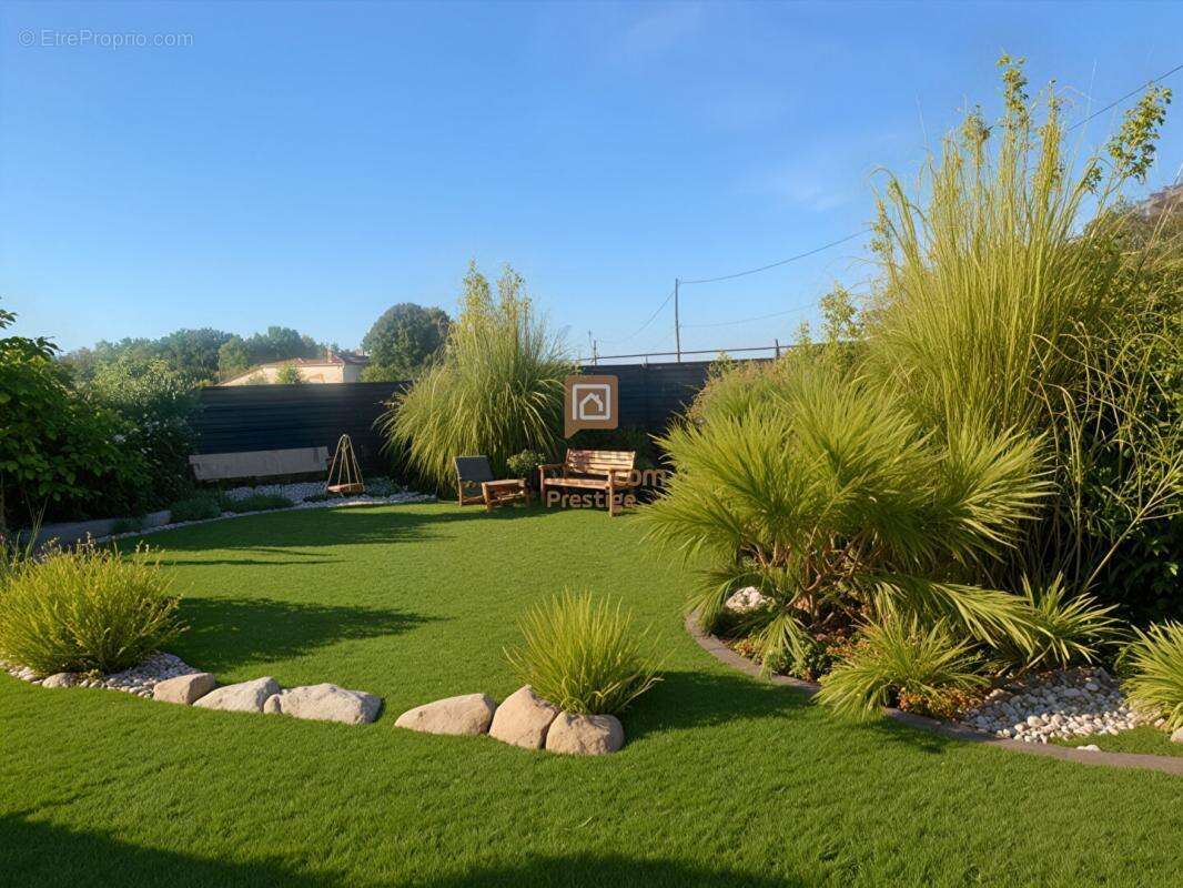 Maison à SAINT-PIERRE-DE-BAT