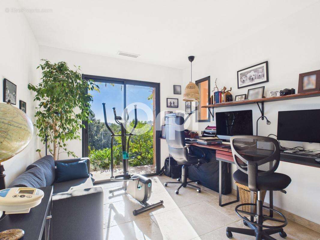 Maison à MONTAUROUX