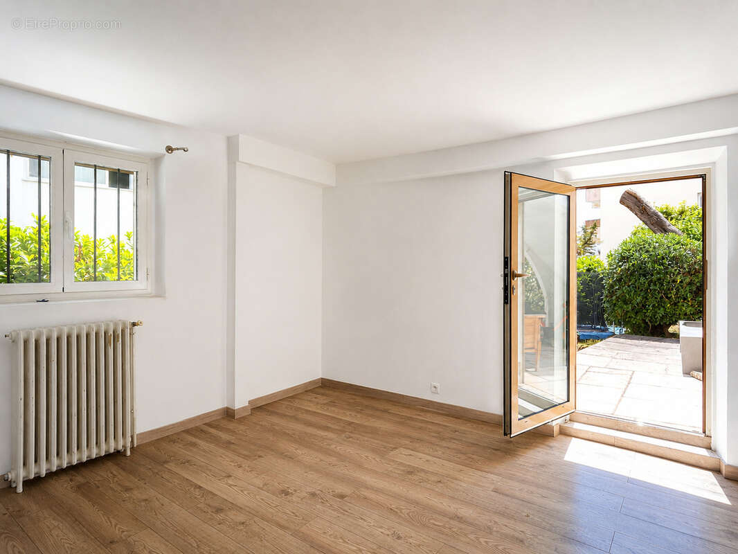Maison à LE CANNET